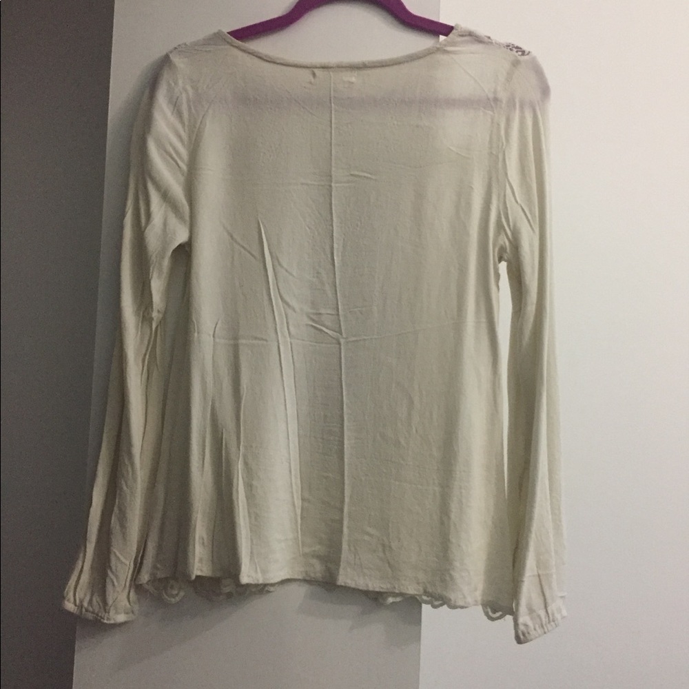 Lace top - Picture 4 of 5