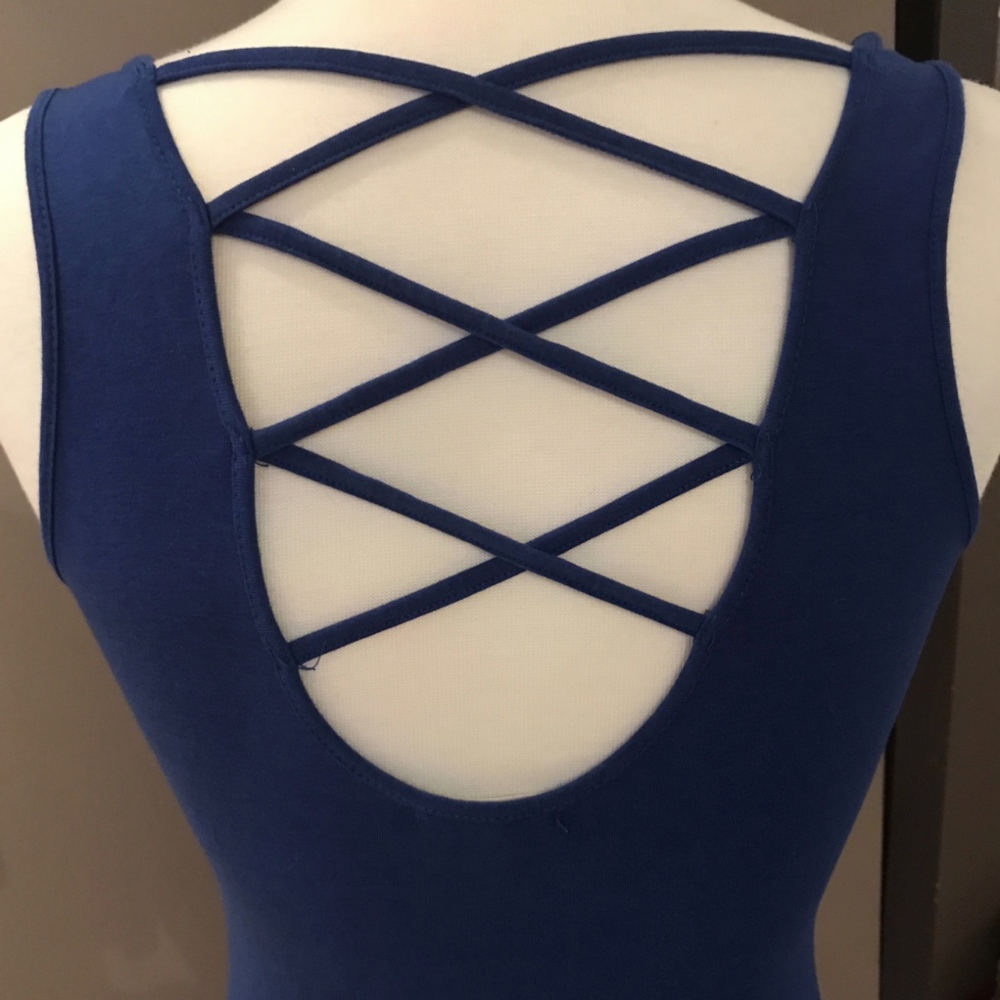 Heart & Hips Criss Cross Dress