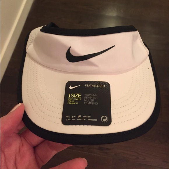 Nike Accessories - Nike visor