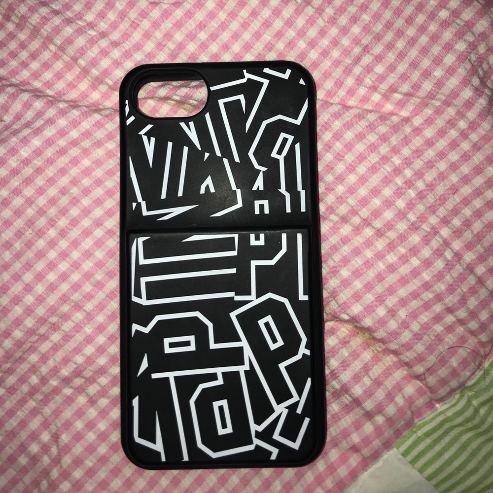 💗 Victorious secret phone case! 💗