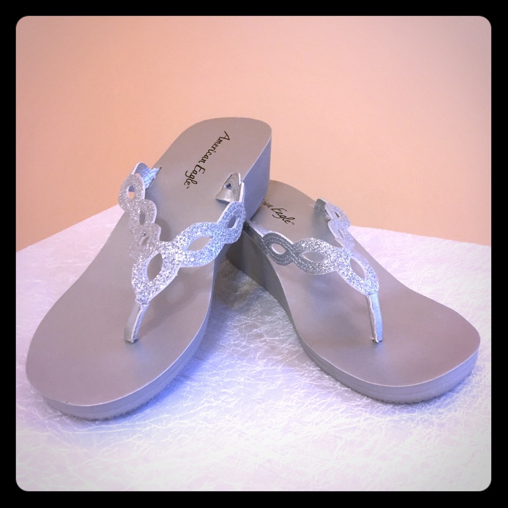American Eagle Sandals