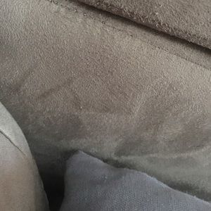 Meet your Posher, Demmy