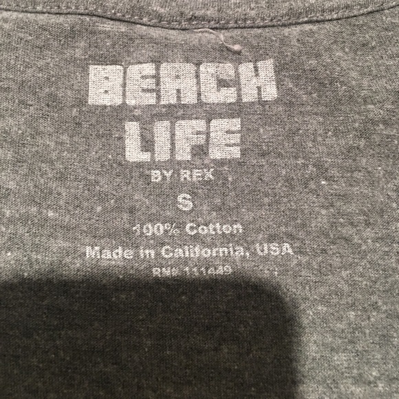 Grey v neck - Picture 2 of 3