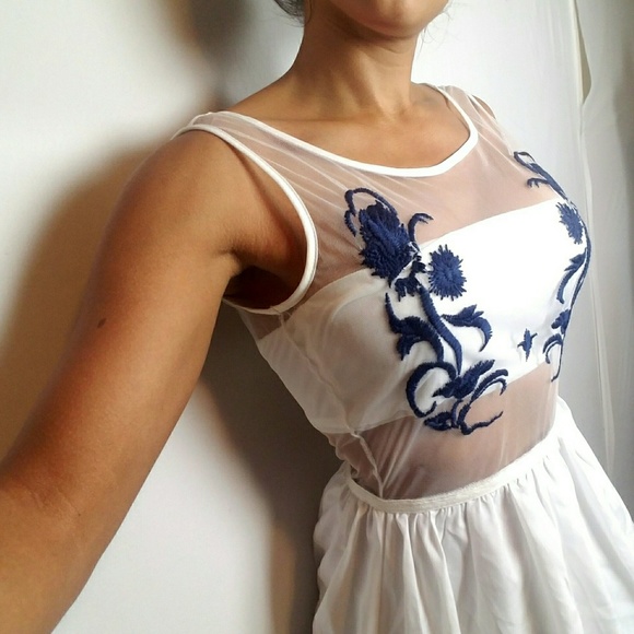 Nastygal Bandeau Mesh Embroidered Dress White Navy - Picture 3 of 5