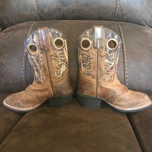 Little boys size 9 cowboy boots