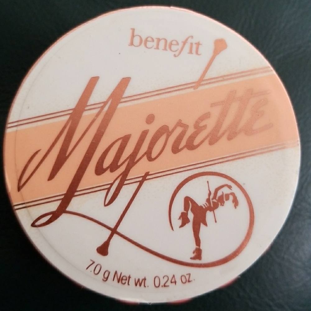 Benefit Majorette cream blush