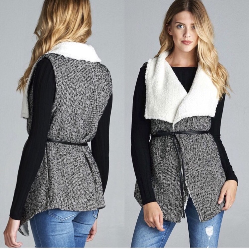 ππHOST PICK 9/13/17πFaux Fur Tweed Vestπ - Picture 1 of 1