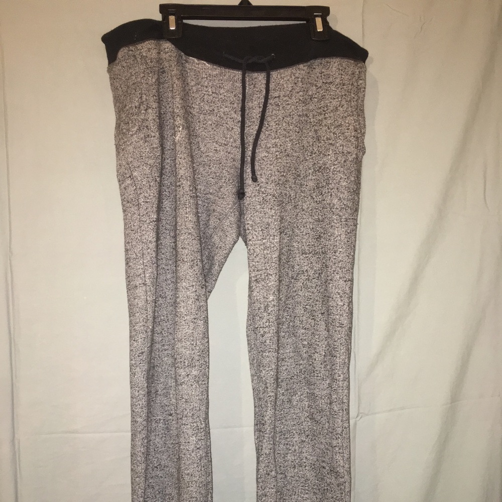 Grey lounge sweats