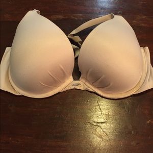 Victoria's Secret 32DD push up bra