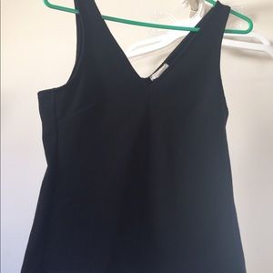 Black v neck loose fitting tank