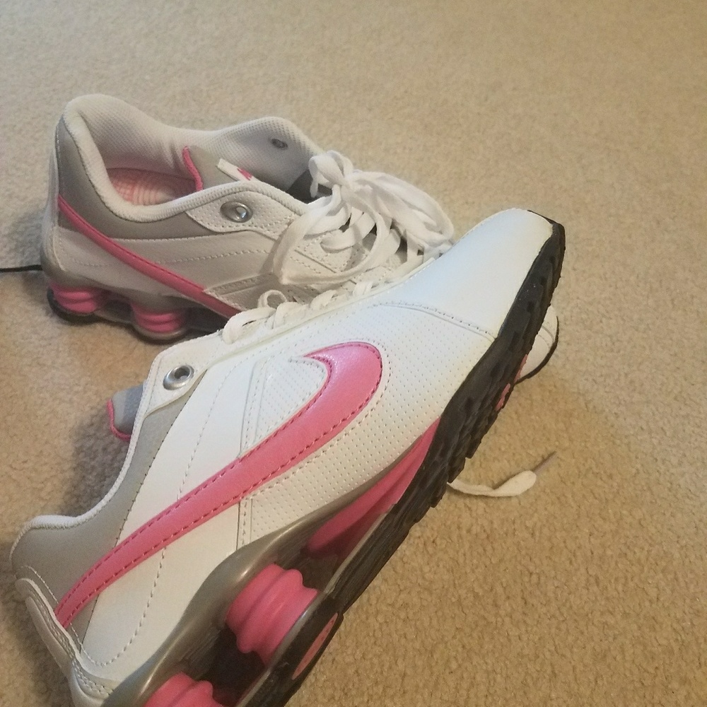 Womens nike shox ( all leather)