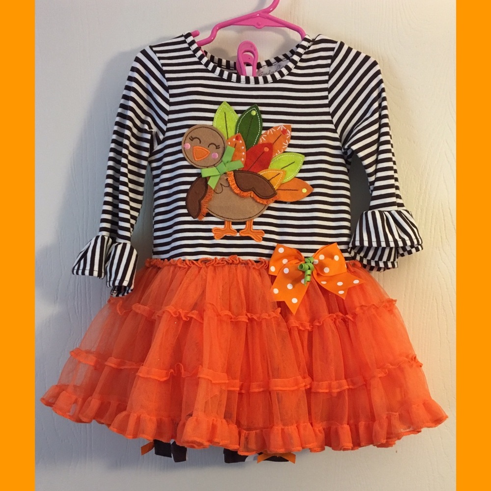 Super Cute Girl's Two-Piece Thanksgiving Outfit
