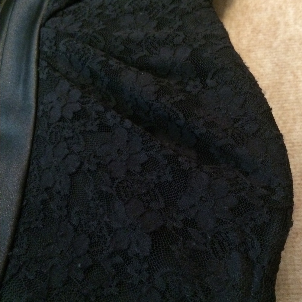 Dress - Picture 5 of 8