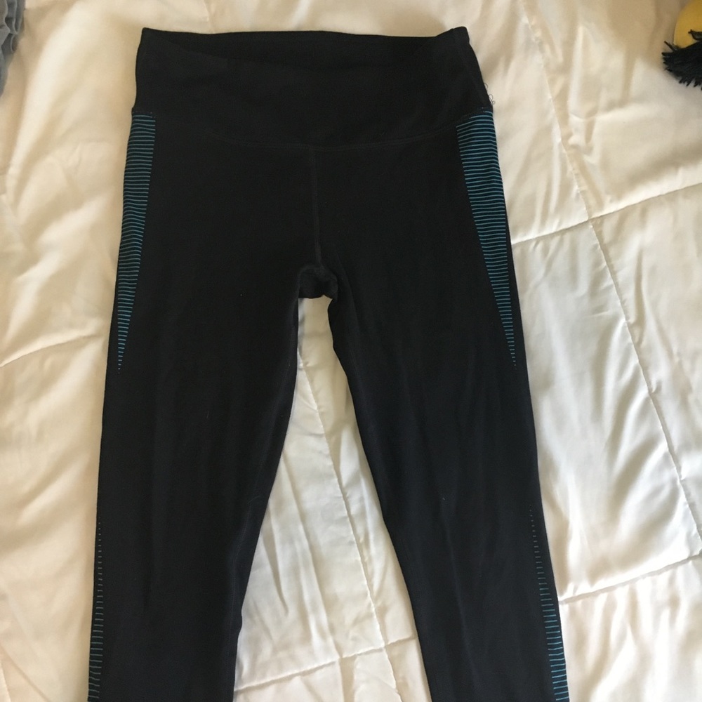 Black workout leggings