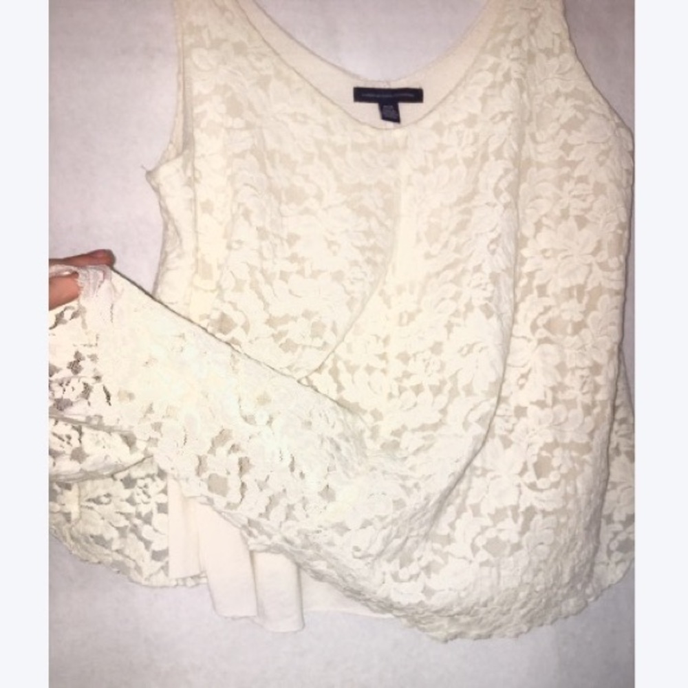 AEO pearl white lace sleeveless top - Medium -