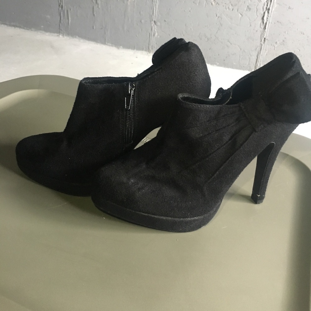 Black Suede Heels