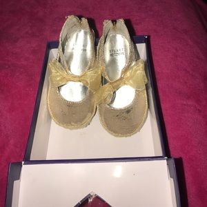 Stuart Weitzman "Baby Nantucket" Metallic Gold
