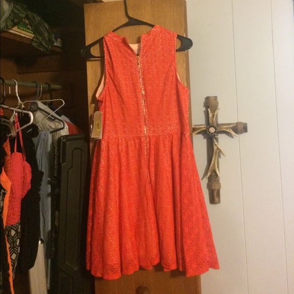 Women's size medium dress - Picture 2 of 2