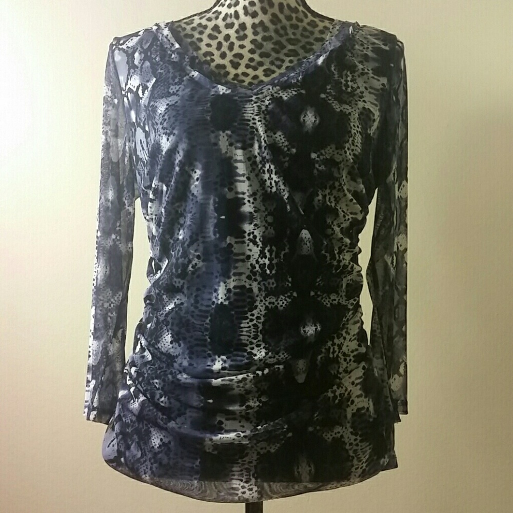 I▪N▪C▪ INTERNATIONAL CONCEPTS TOP