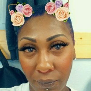 Meet your Posher, Shay