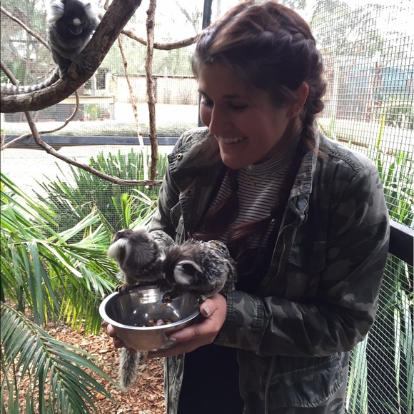 Meet your Posher, Michelle - Picture 1 of 1