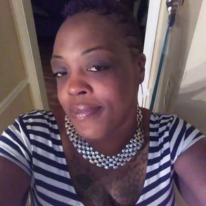 Meet your Posher, Thais