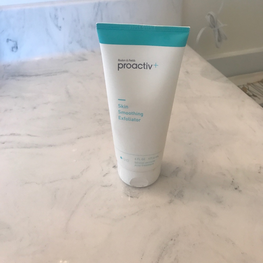 Proactiv + Step One Skin Smoothing Exfoliator