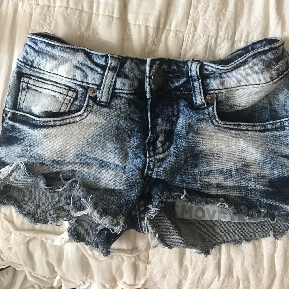 Cutoff Denim Booty Shorts