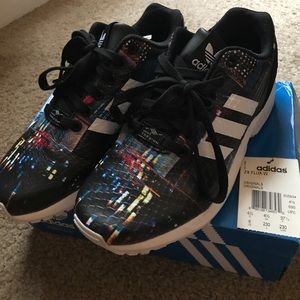 Adidas ZX FLUX size women's 6