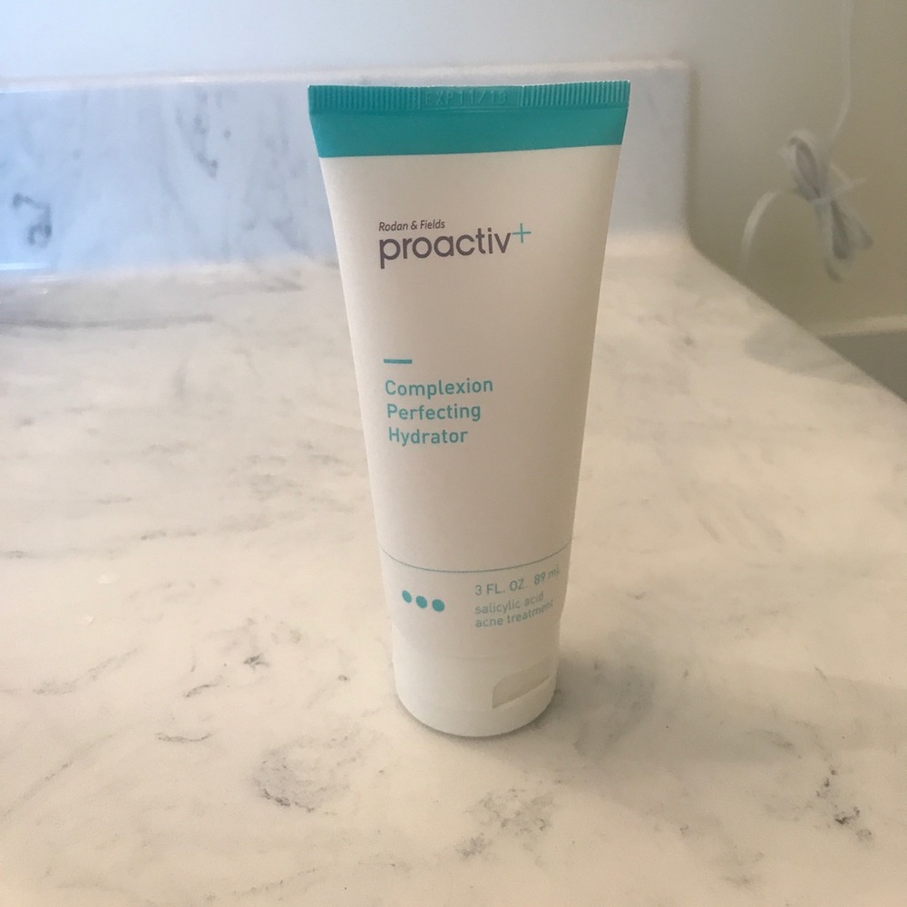 Proactiv + Step 3 Complexion Perfecting Hydrator