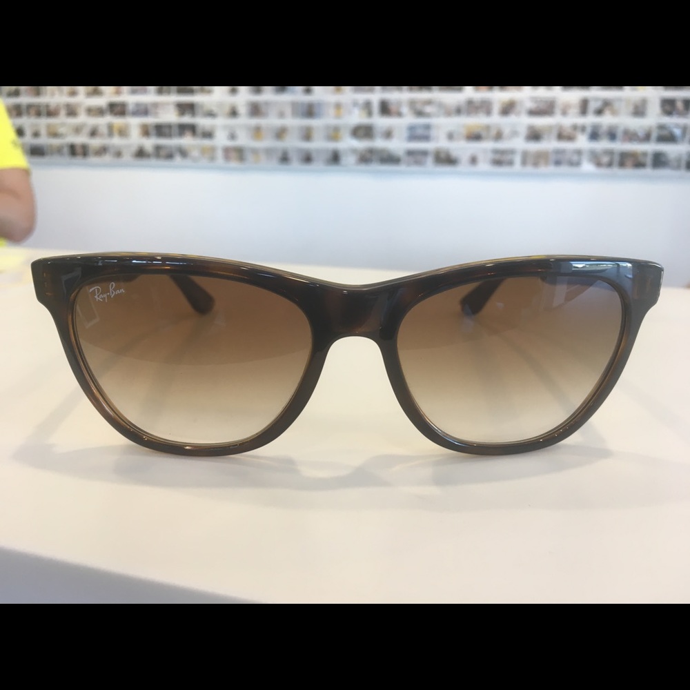 Ray-Ban Yellow Square Sunglasses Polarized