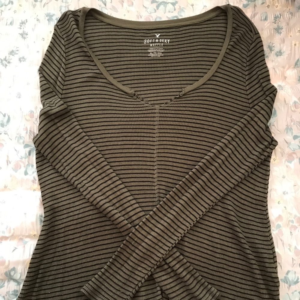 American Eagle long sleeve waffle tee