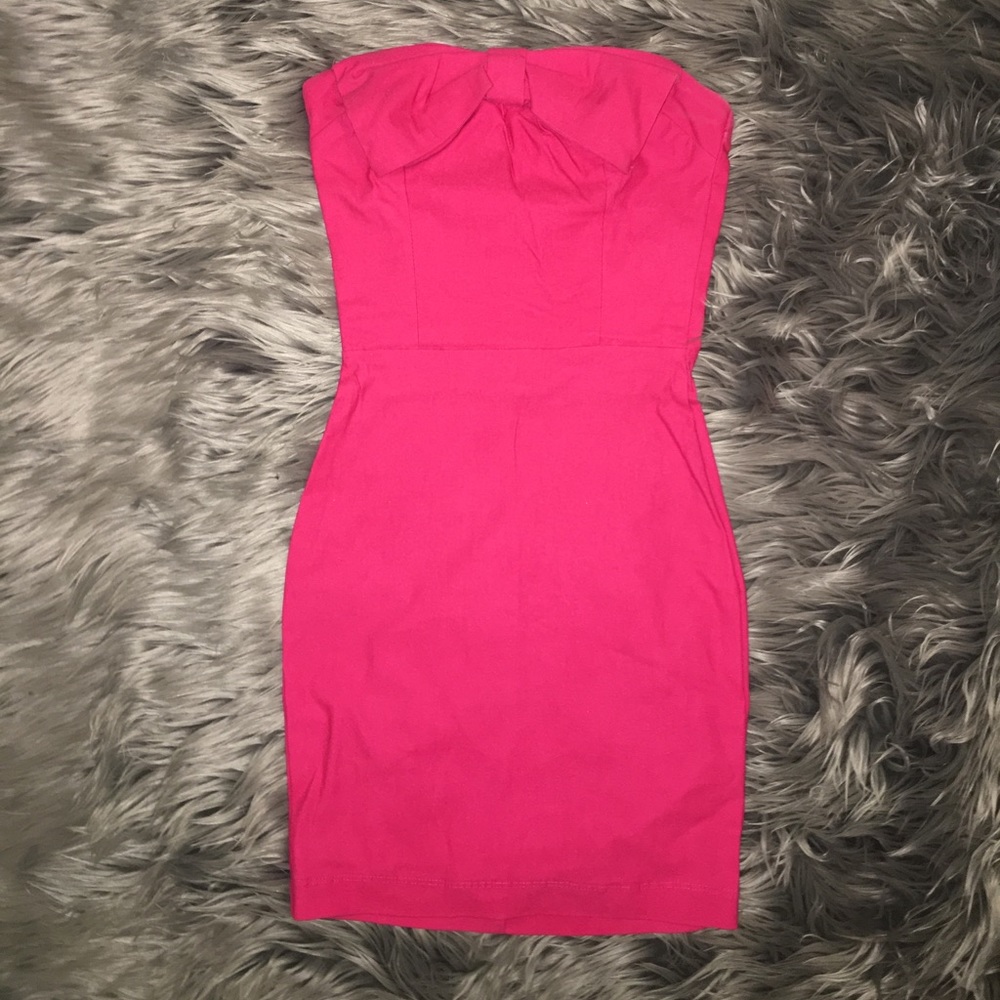 Pink mini dress bow strapless