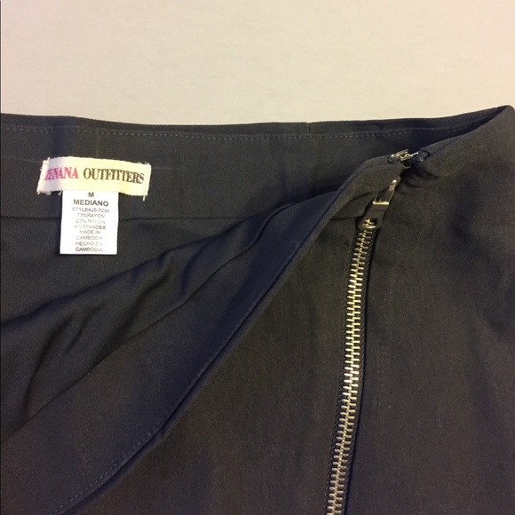 🆑CLEARANCE S,M Zipper Front Mini Skirt Black - Picture 6 of 7