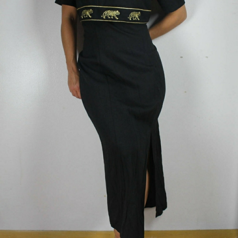 Vintage embroidered Tiger Dress - Picture 4 of 9
