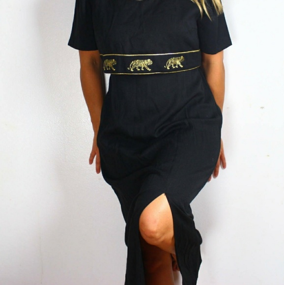 Vintage embroidered Tiger Dress - Picture 3 of 9