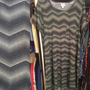 LuLaRoe Carly