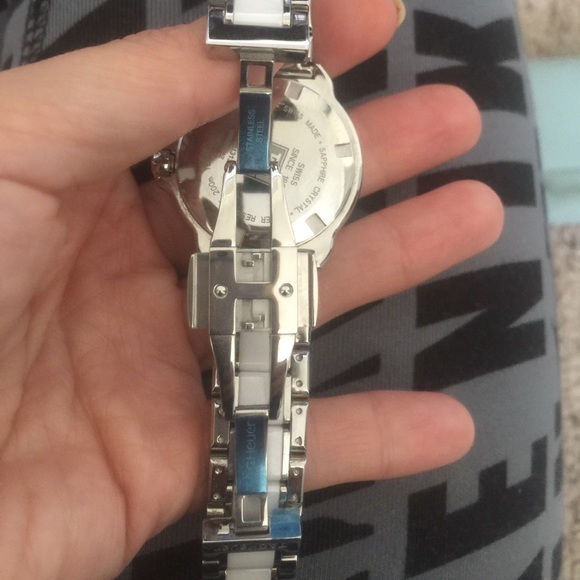 Tag watch main image 5