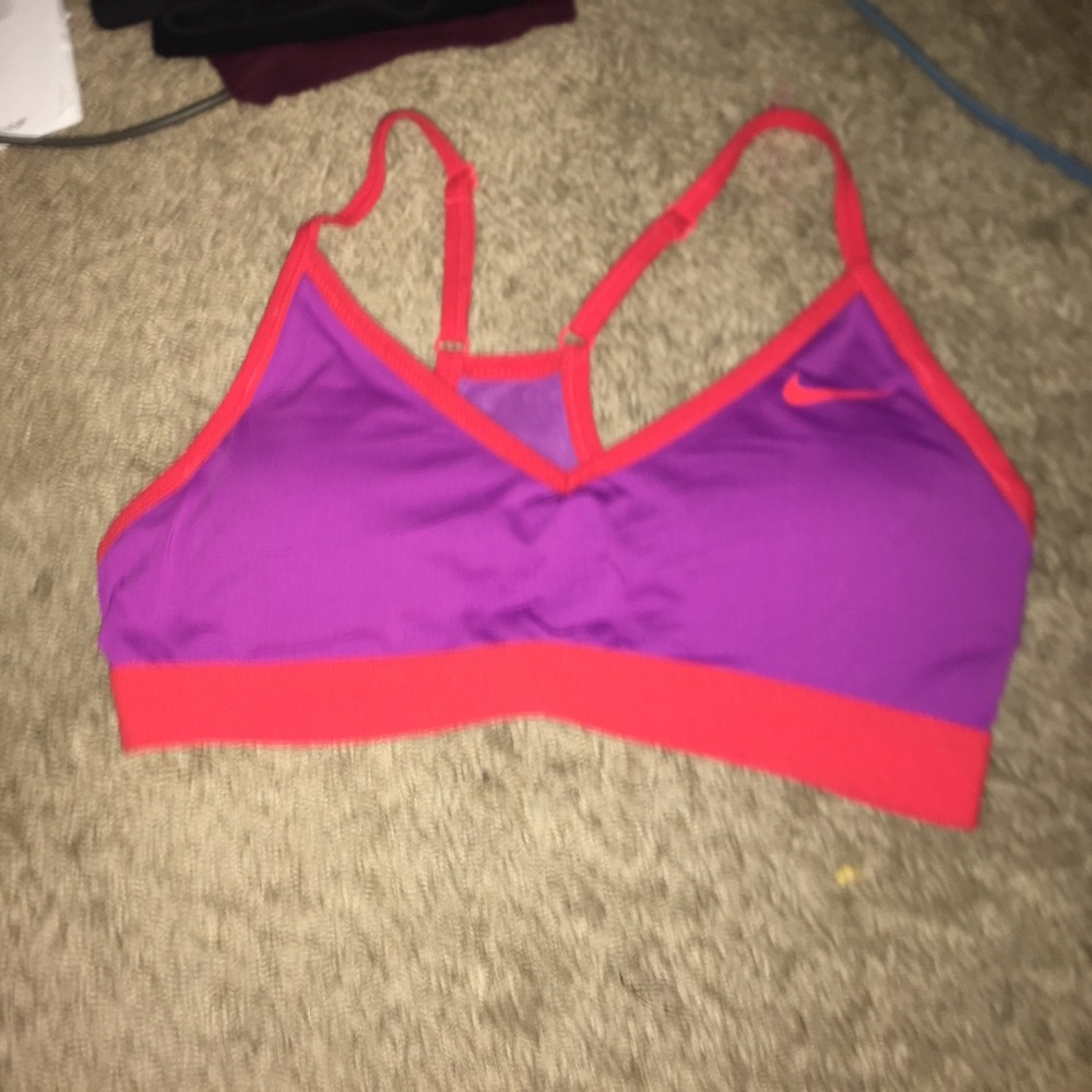 Nike sports bra
