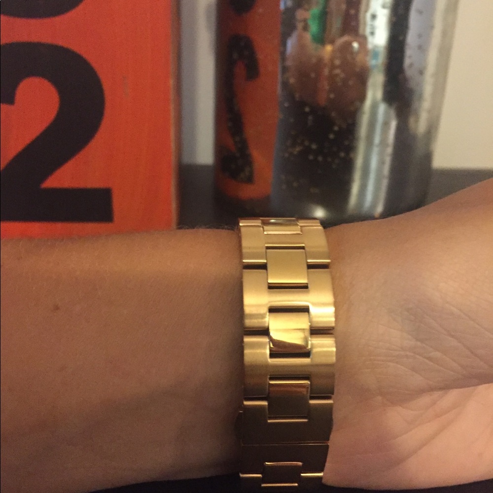 Beautiful authentic rose gold-diamond Movado watch - Picture 4 of 7