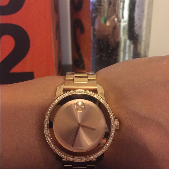 Beautiful authentic rose gold-diamond Movado watch - Picture 3 of 7