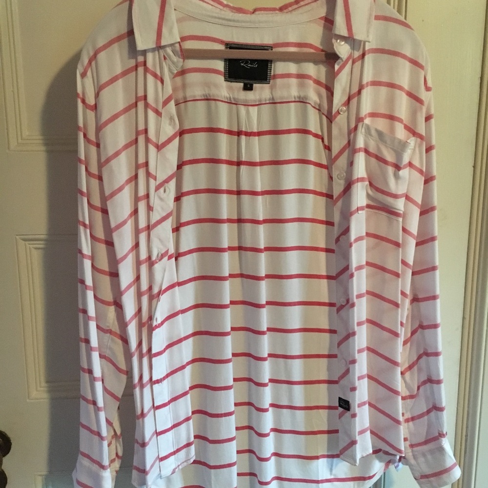 NWOT Rails Button Up