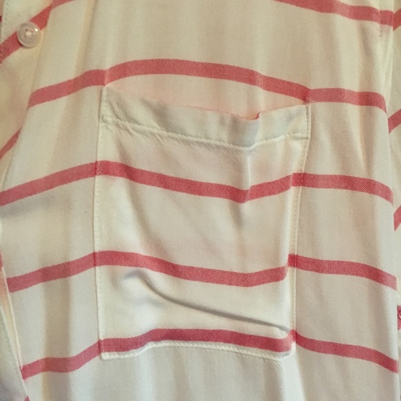 NWOT Rails Button Up - Picture 5 of 7