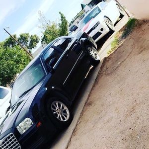 Meet your Posher, Max