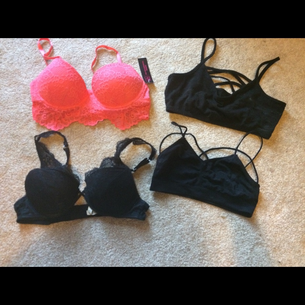 Bras - Picture 5 of 5