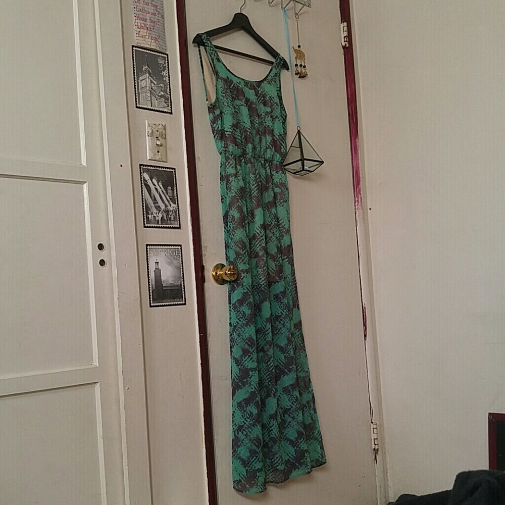 Dress with a Green/Black design