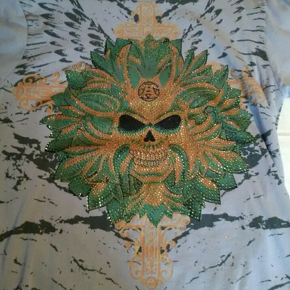 Digo skull graphic shirt
