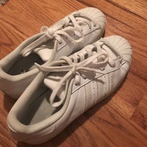 White Adidas sneakers size 6 men (woman's 8)