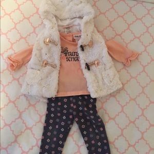 Baby Girl Trendsetter Outfit