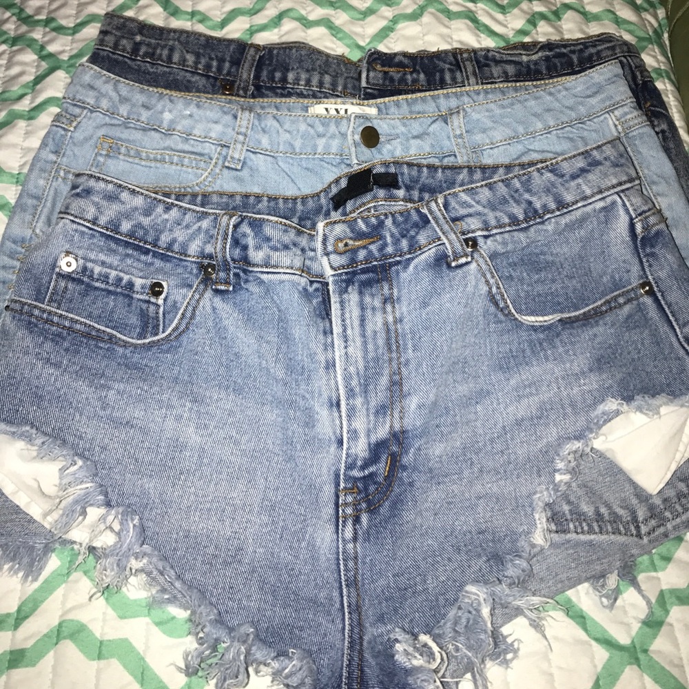 3 pairs of distressed forever 21 jean shorts sz 30